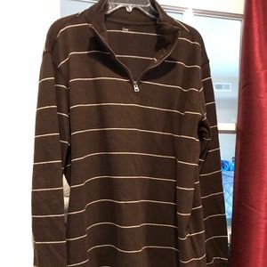 Gap sweater